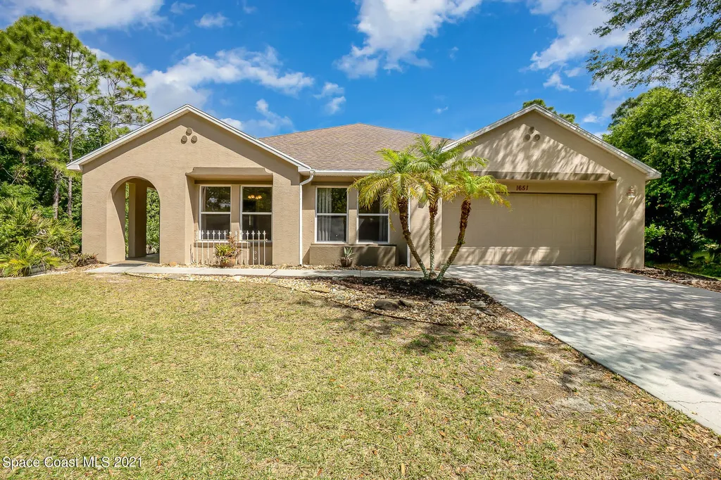 1651 Whittier Street SE Palm Bay FL 32909