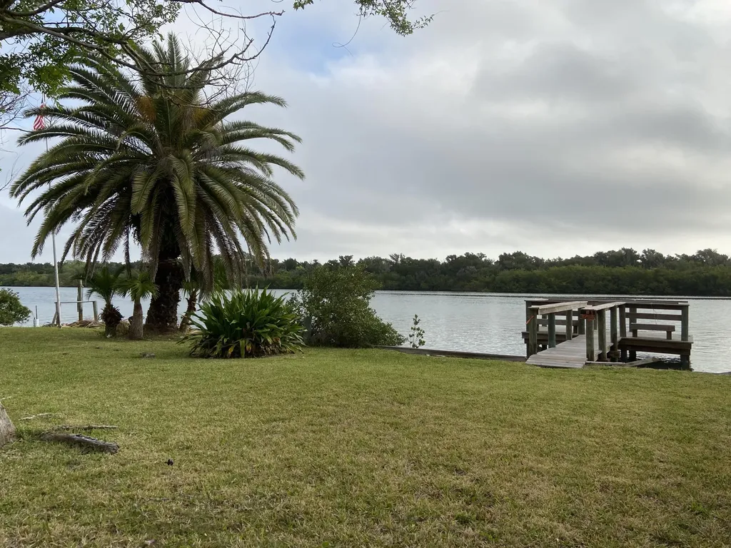 295 E Ariel Road Oak Hill FL 32759