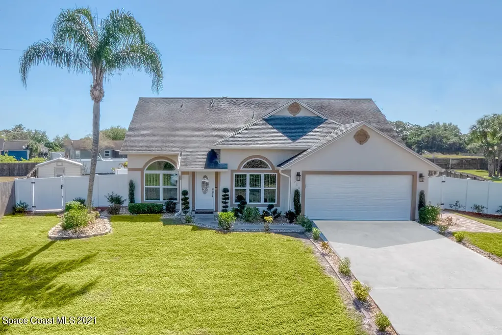 705 Heaton Avenue NW Palm Bay FL 32907