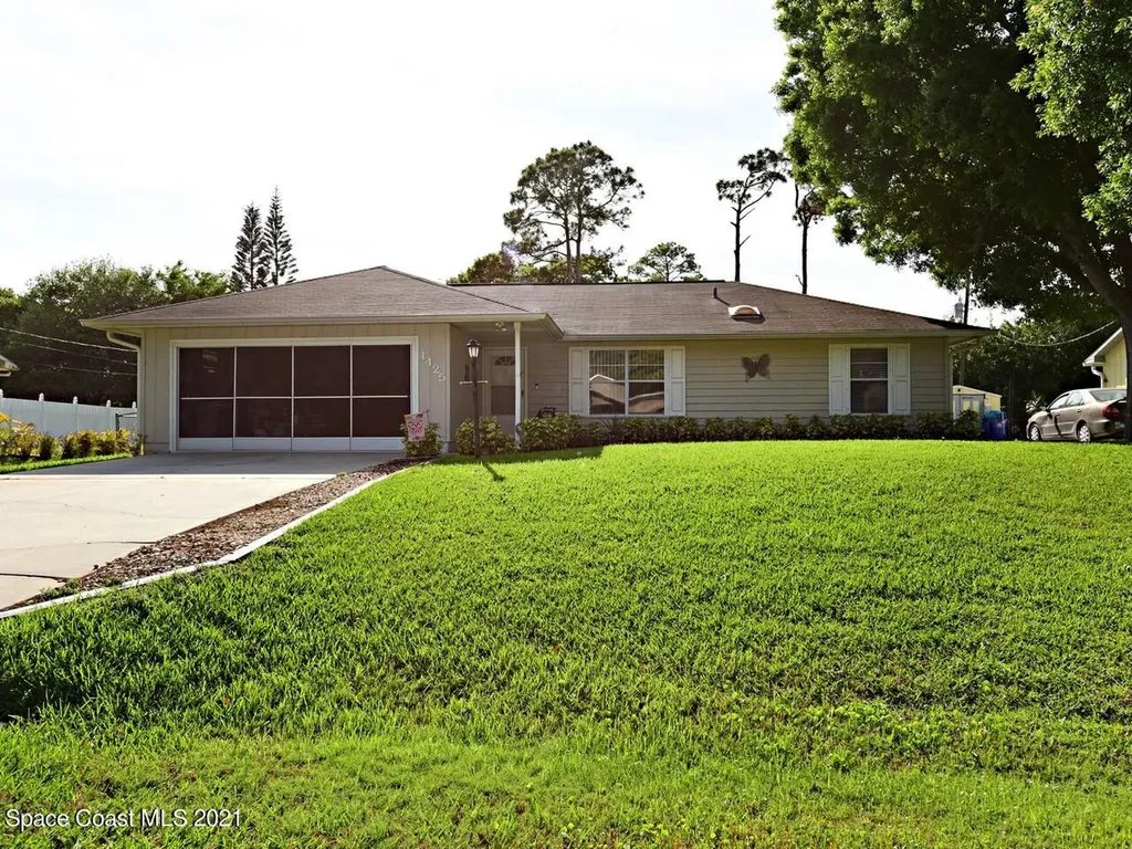 1425 16th Court SW Vero Beach FL 32962