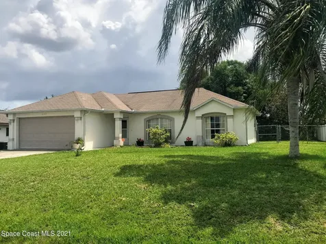 225 Fanfare Avenue NE Palm Bay FL 32907