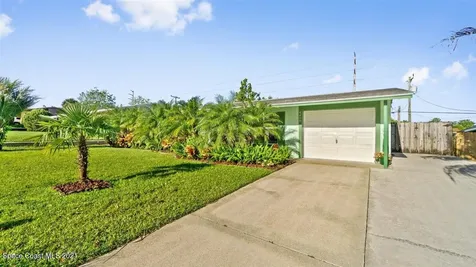 4450 Elliot Avenue Titusville FL 32780
