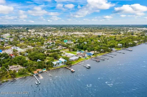 1621 Pineapple Avenue Melbourne FL 32935