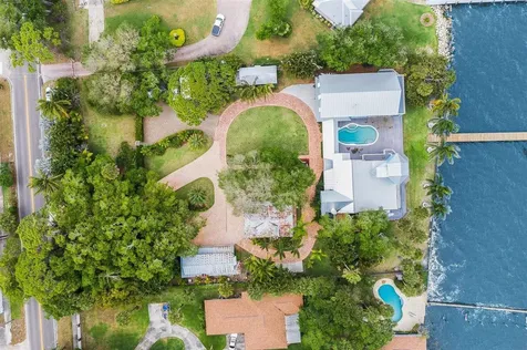 1621 Pineapple Avenue Melbourne FL 32935