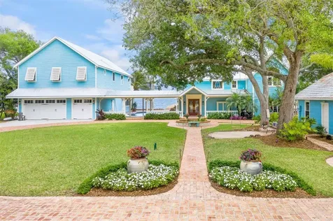 1621 Pineapple Avenue Melbourne FL 32935