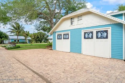 1621 Pineapple Avenue Melbourne FL 32935