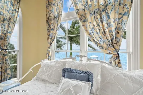 1621 Pineapple Avenue Melbourne FL 32935