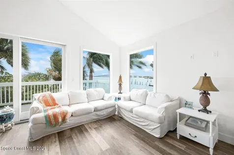 1621 Pineapple Avenue Melbourne FL 32935