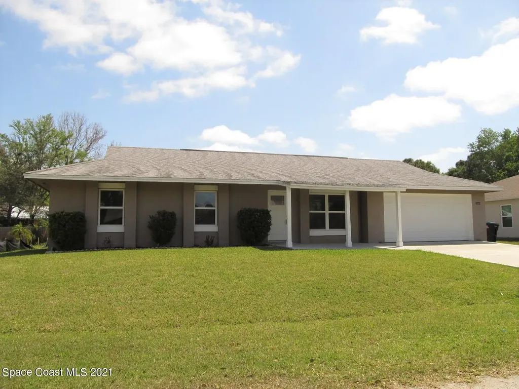 1035 Dusseldorf Avenue NW Palm Bay FL 32907