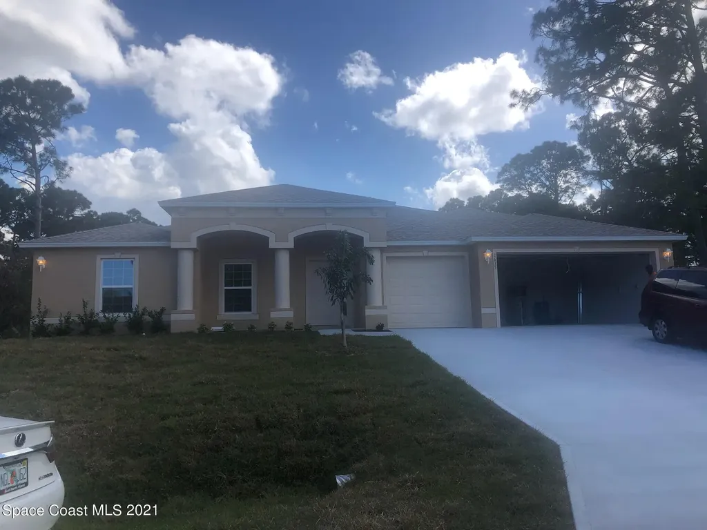 1635 Hayworth Circle NW Palm Bay FL 32907