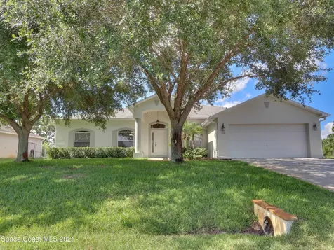 374 Gastin Street SW Palm Bay FL 32908