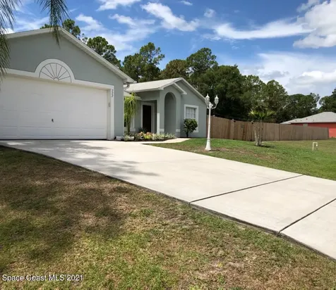 722 Geary Street SW Palm Bay FL 32908