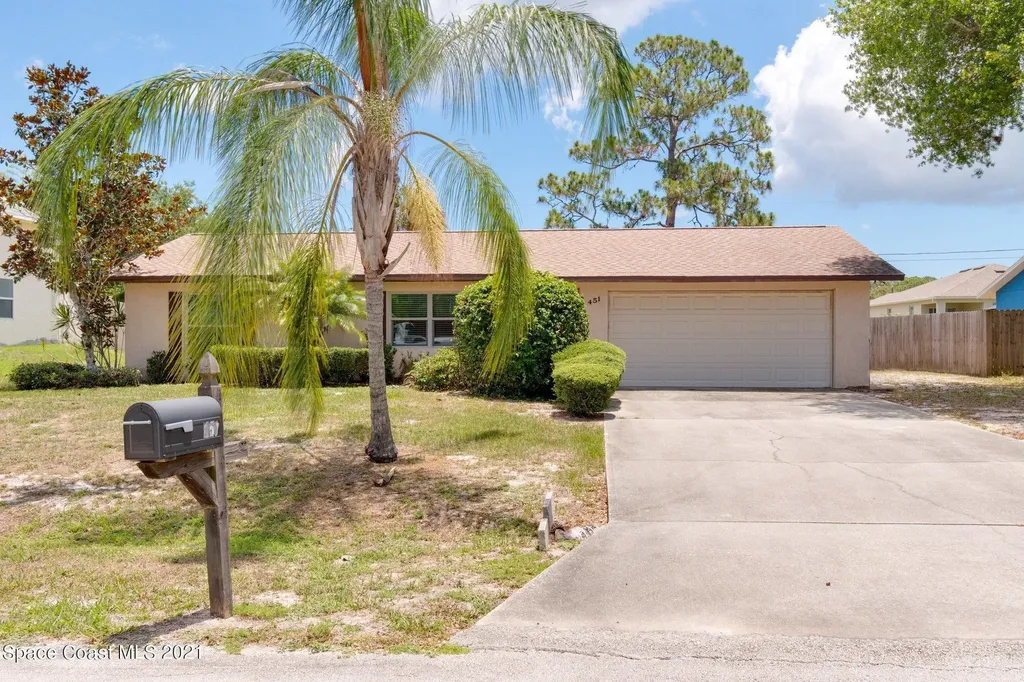 451 Dominican Avenue SE Palm Bay FL 32909
