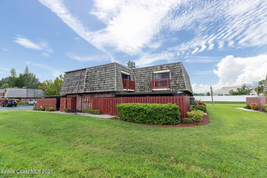 50 Piney Branch Way Melbourne FL 32904