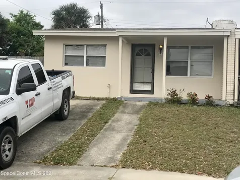 232 E Towne Place Titusville FL 32796