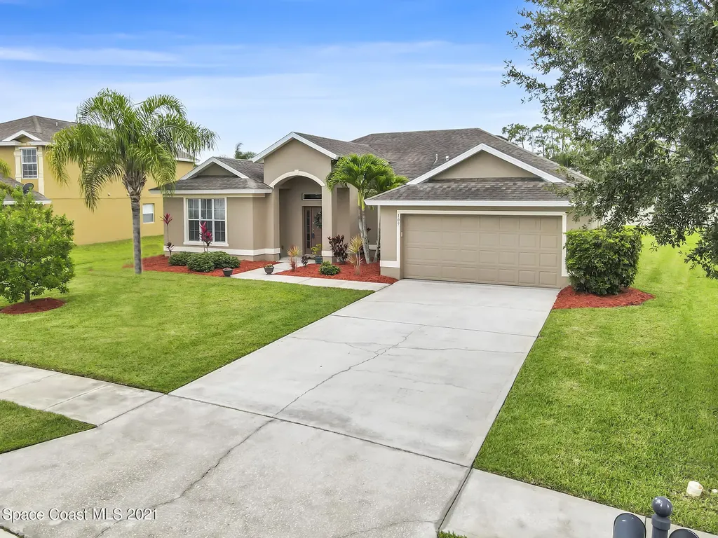 109 Wading Bird Circle SW Palm Bay FL 32908