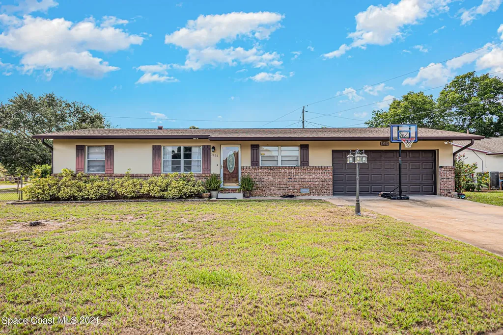 3205 Avon Lane Titusville FL 32796