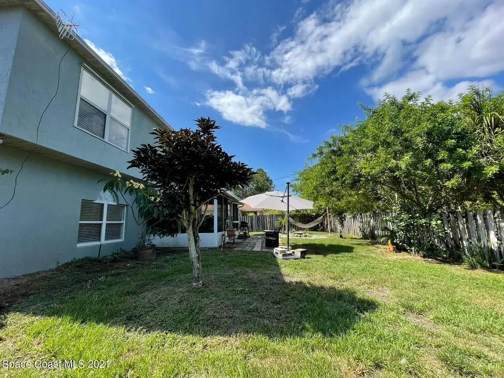 899 Natroma Avenue SW Palm Bay FL 32908