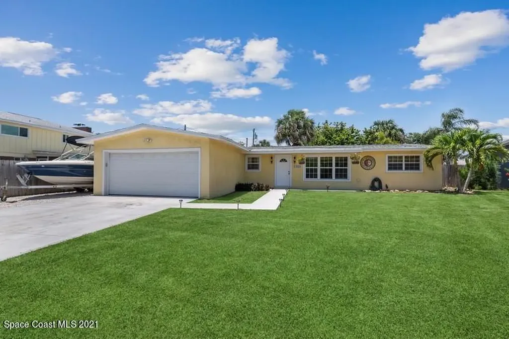 1955 N Banana River Drive Merritt Island FL 32952