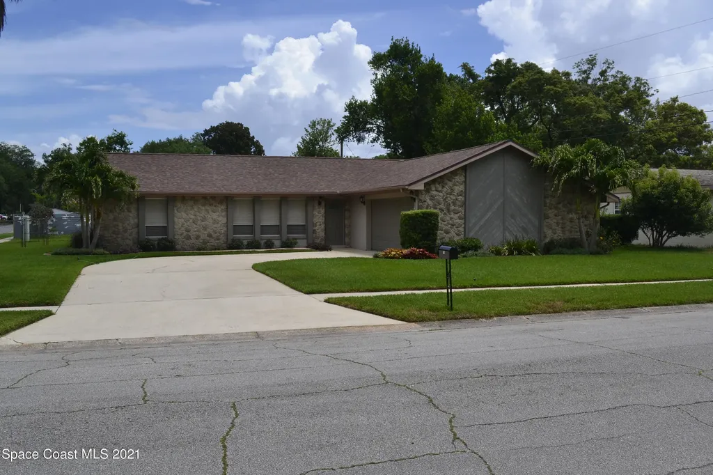 1716 N Eden Circle Titusville FL 32796