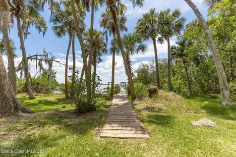 6187 N Tropical Trail Merritt Island FL 32953