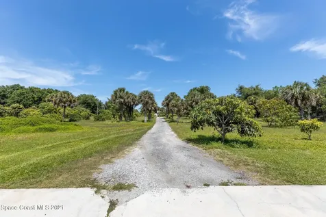 6187 N Tropical Trail Merritt Island FL 32953