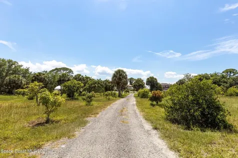 6187 N Tropical Trail Merritt Island FL 32953