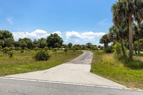 6187 N Tropical Trail Merritt Island FL 32953