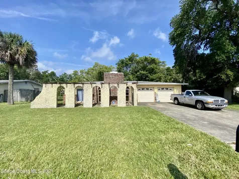 207 N Plumosa Street Merritt Island FL 32953
