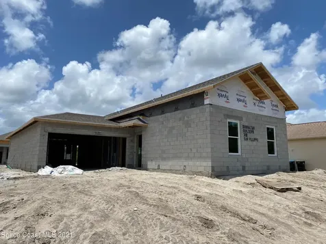 951 Tahiti Avenue SE Palm Bay FL 32909