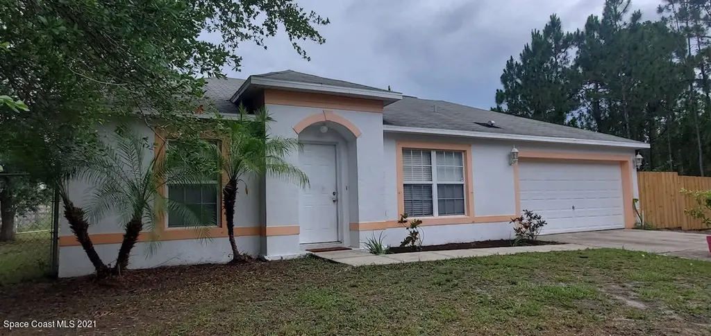 2760 Gabboys Avenue SE Palm Bay FL 32909