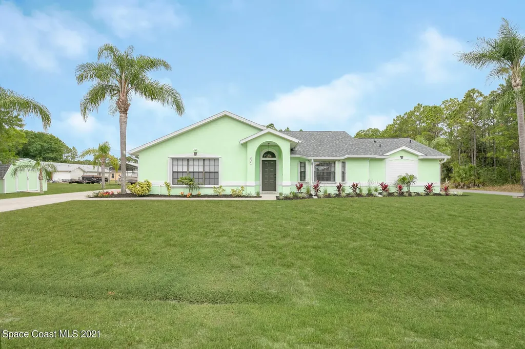 424 Katella Avenue NW Palm Bay FL 32907