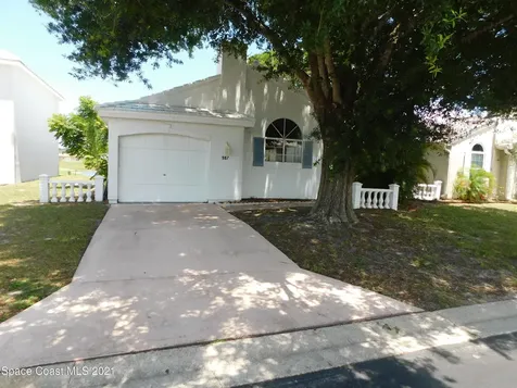 987 Wateroak Drive NE Palm Bay FL 32905