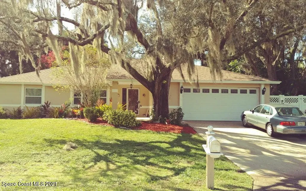 6790 Ackerman Avenue Cocoa FL 32927