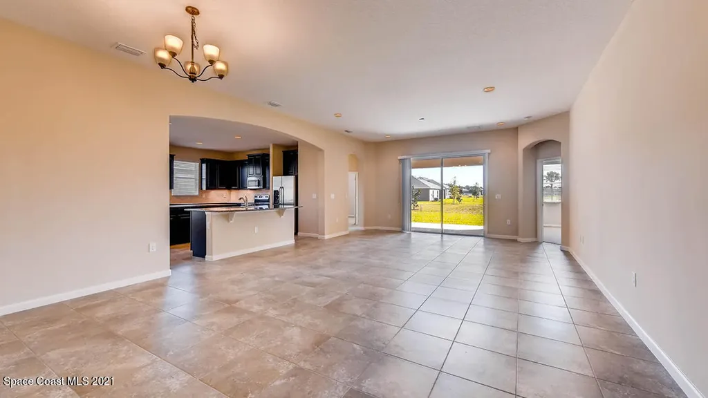 292 Wading Bird Circle SW Palm Bay FL 32908