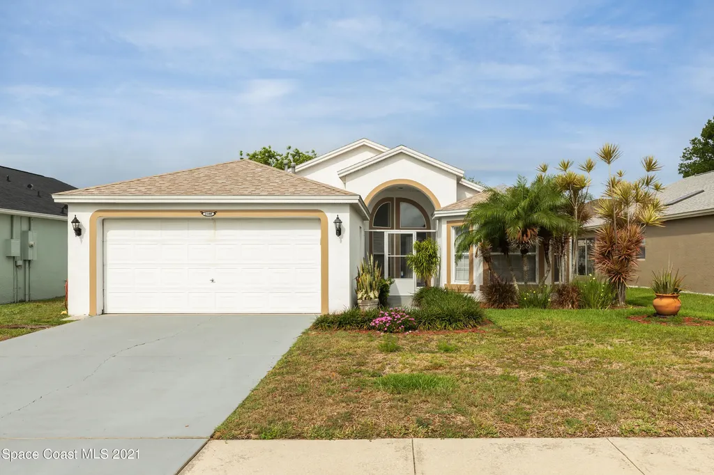 8055 Bracken Lane Melbourne FL 32940