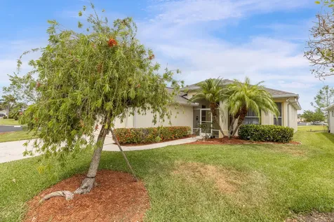 989 Danville Circle Melbourne FL 32904