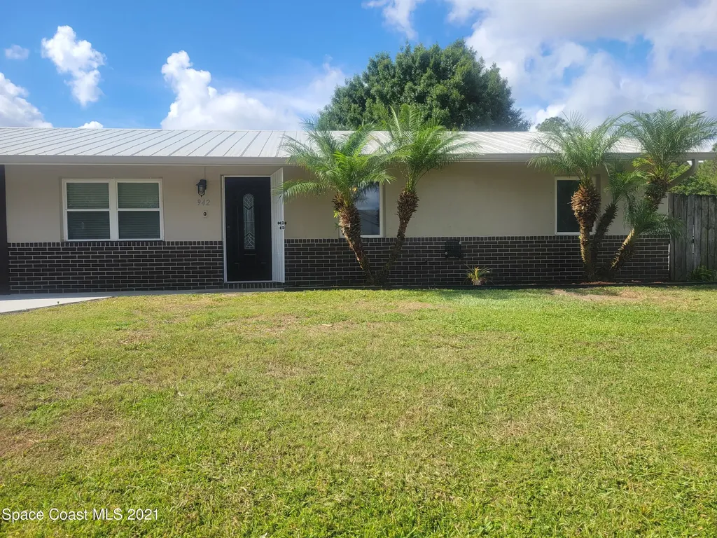 942 Quail Street SE Palm Bay FL 32909