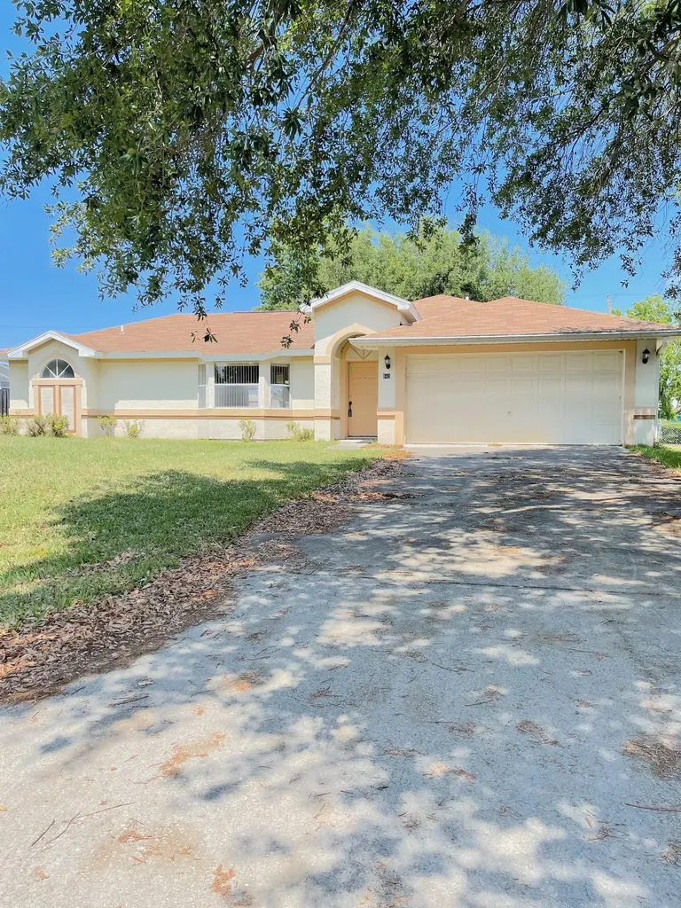 643 Almansa Street NE Palm Bay FL 32907
