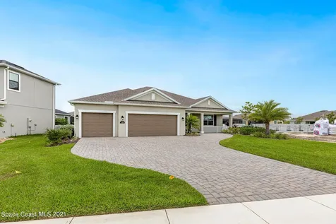 7366 Millbrook Avenue Melbourne FL 32940