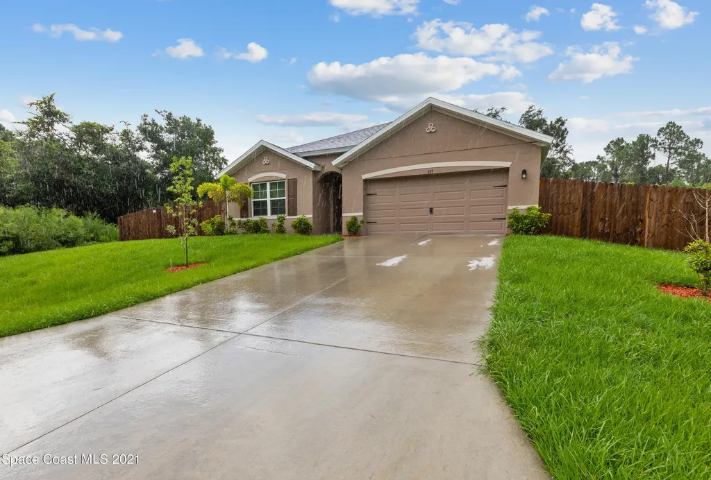 639 Trinidad Avenue SE Palm Bay FL 32909