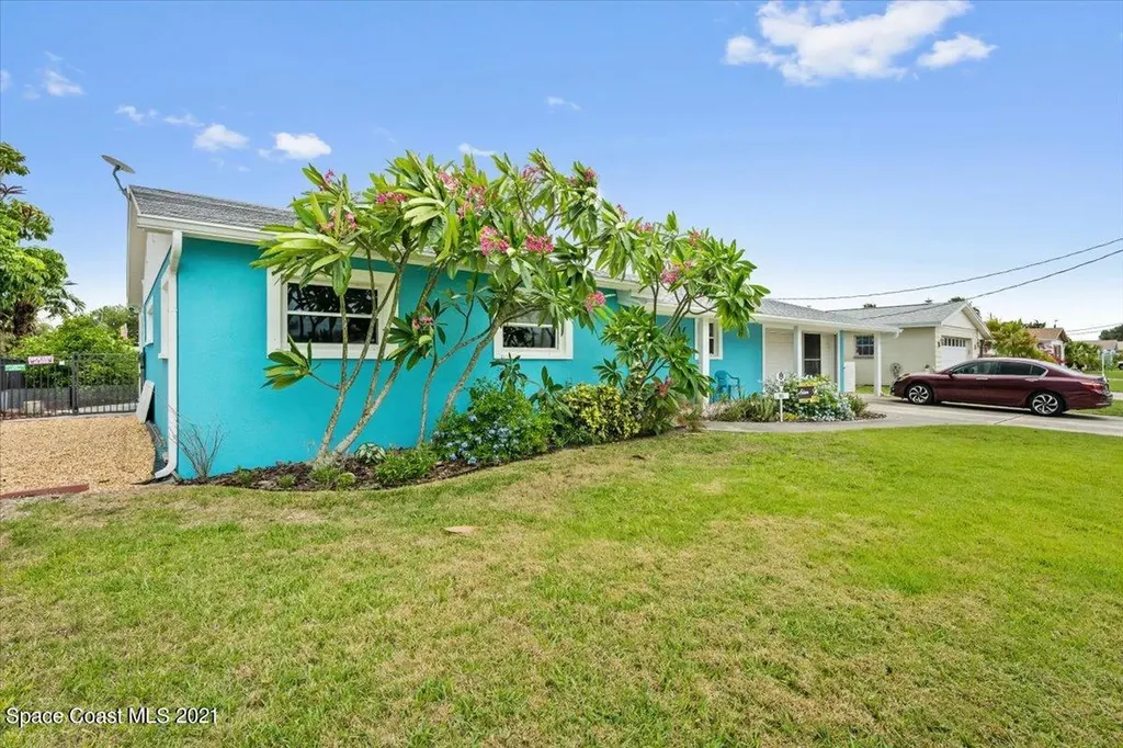 445 Carrioca Court Merritt Island FL 32953