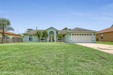 377 Brandt Avenue NE Palm Bay FL 32907