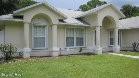 709 Ontario Street NW Palm Bay FL 32907