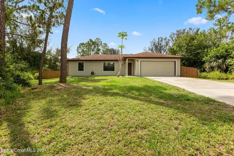895 Kalif Avenue SW Palm Bay FL 32908