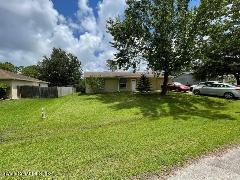 347 Dandurand Street SW Palm Bay FL 32908