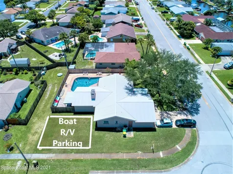 219 Via De La Reina Merritt Island FL 32953