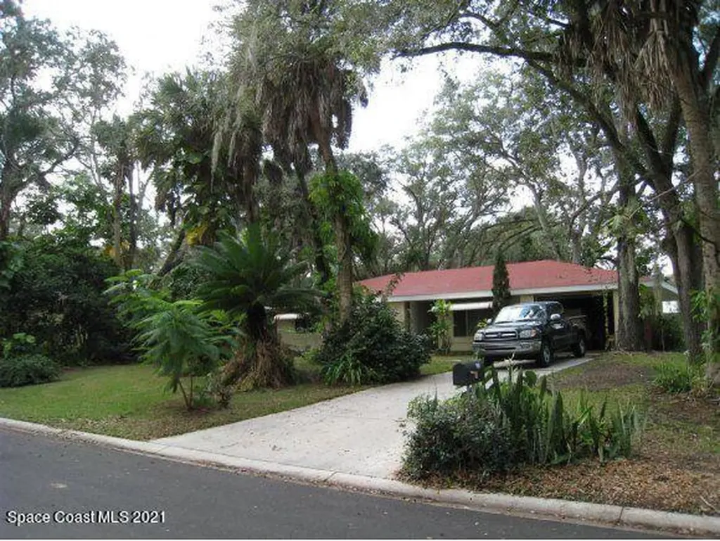 1366 Knollwood Road NE Palm Bay FL 32907
