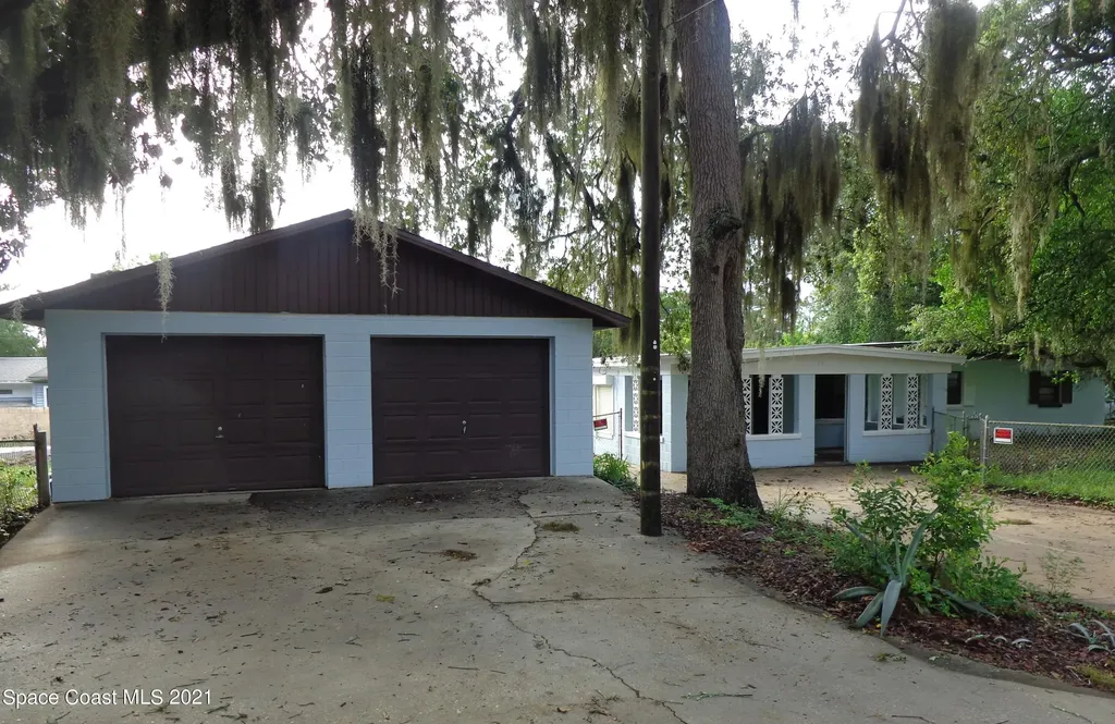 103 S Mantor Avenue Titusville FL 32796