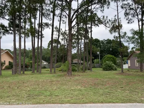 1625 Kanabec Avenue NW Palm Bay FL 32907